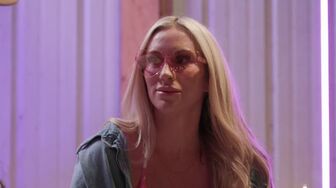Double Lives of Suburban Wives S01E03-HDTV-X264-NGP